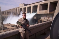 Iraq2004-12