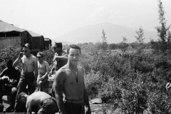 000viet-R1-E013