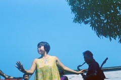 000viet-R1-E063