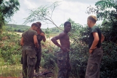 000viet-R2-E104